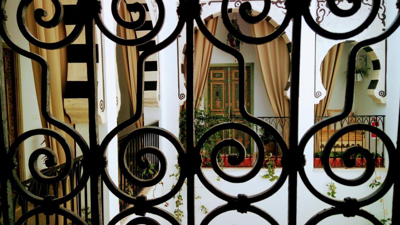 Готель El Patio Courtyard House Туніс Екстер'єр фото