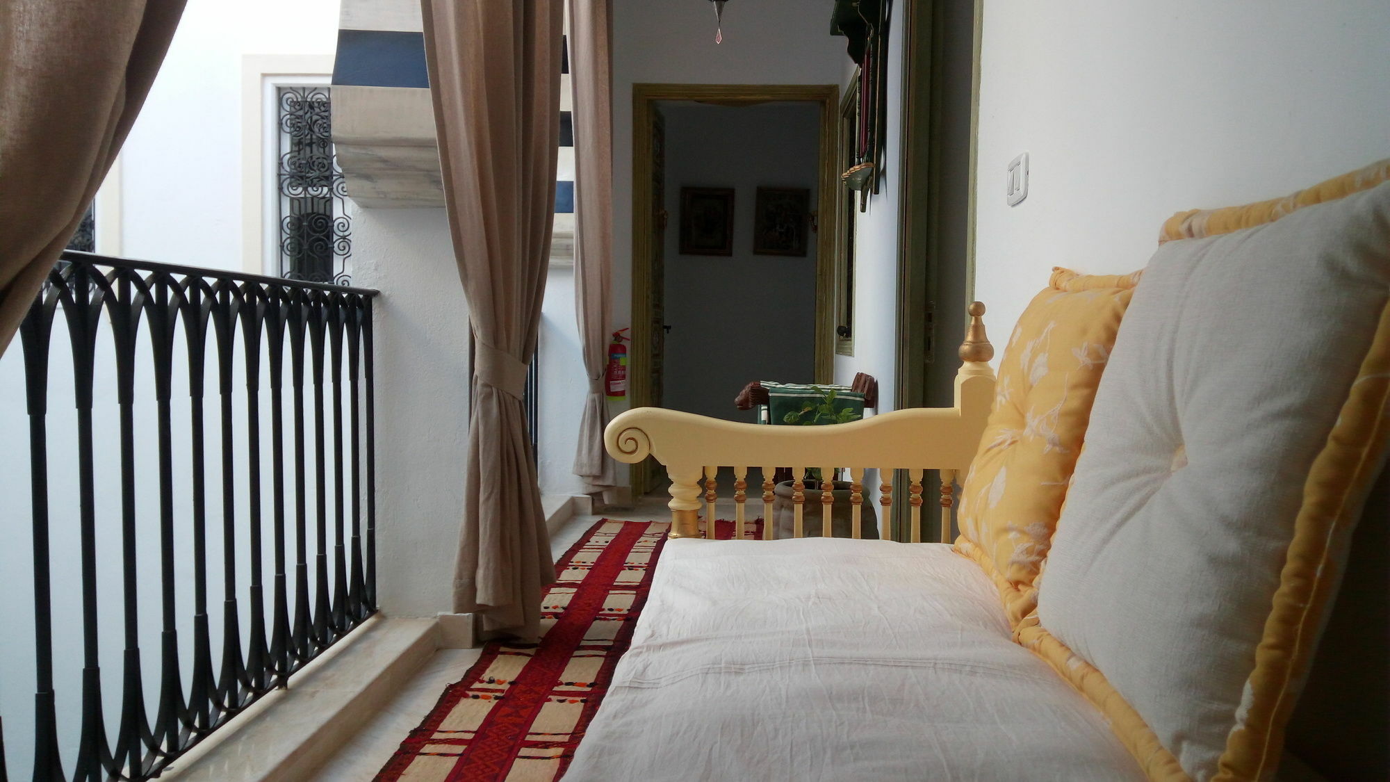 Готель El Patio Courtyard House Туніс Екстер'єр фото